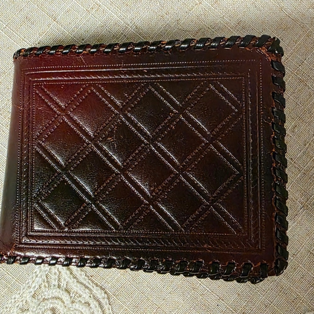 Vintage Wallet Hand Tooled Whipstitch Leather Bifold Cordovan